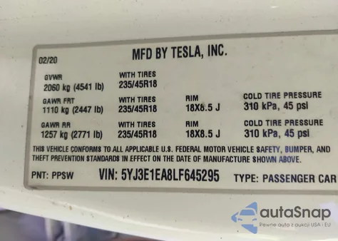 2020 Tesla Model 3 Standard Range Plus Rear-Wheel Drive/Standard Range Rear-Wheel Drive z USA, uszkodzony, nr VIN 5YJ3E1EA8LF645295
